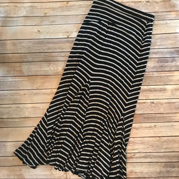 Anthropologie Dresses & Skirts - Anthropologie • Bordeaux striped maxi skirt Anthropologie Dresses & Skirts - Anthropologie • Bordeaux striped maxi skirt